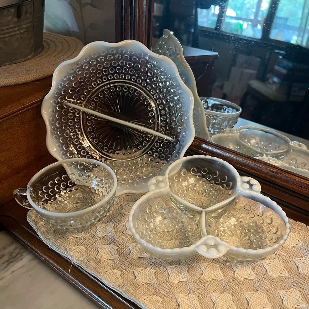 ANCHOR HOCKING Moonstone White Opalescent Hobnail Vintage 3 PieceGlass Dish‎ Lot